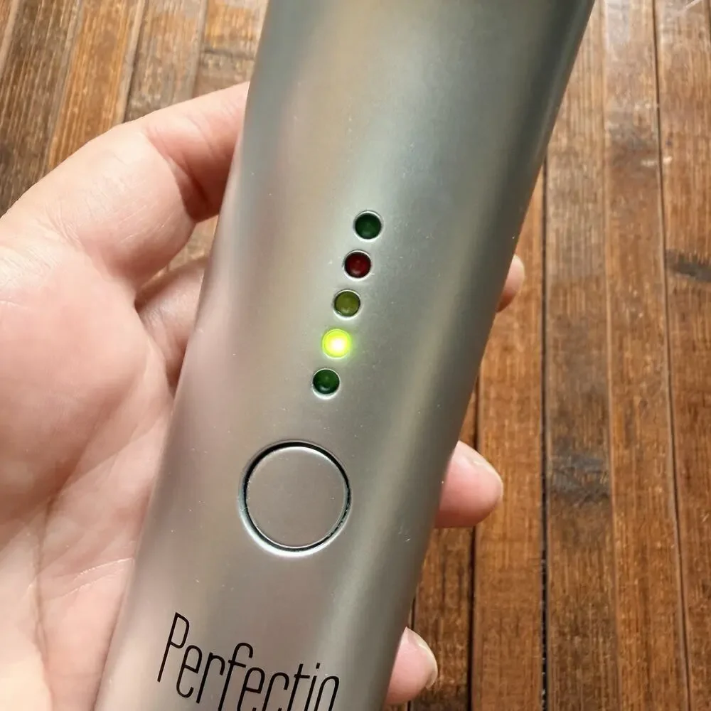 Zero Gravity Perfectio Infrared LED Light Therapy Device for Face & Skin